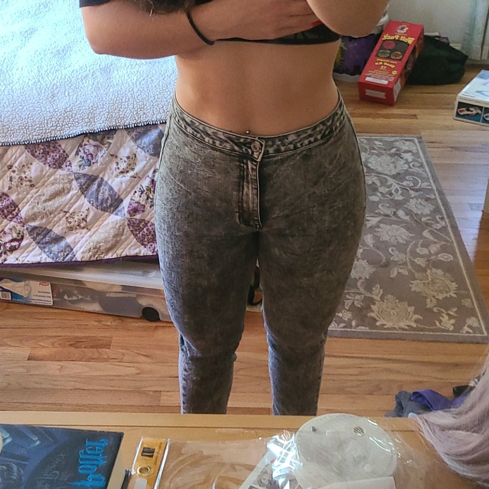 Jeans - Picture 4 of 5